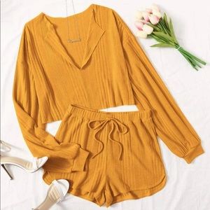 Plus size two piece set.